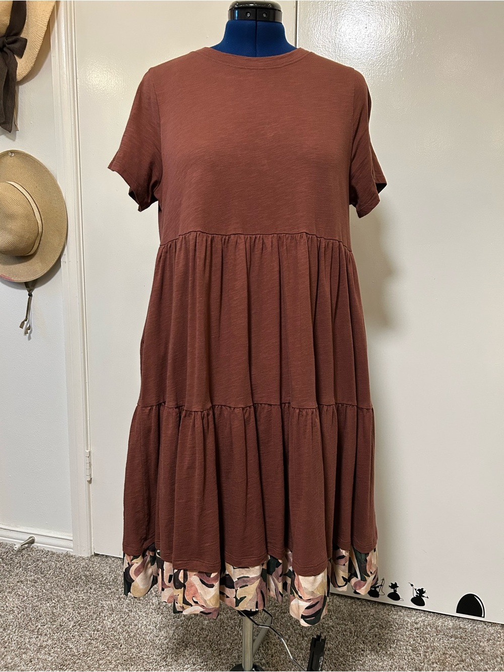 Old Navy Brick-Tone Tiered Midi Dress with Printed Hem